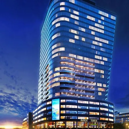 Hanza Tower Grand Pool Jacuzzi Sauna