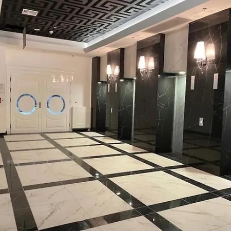 Hanza Tower Grand Pool Jacuzzi Sauna Apartament *