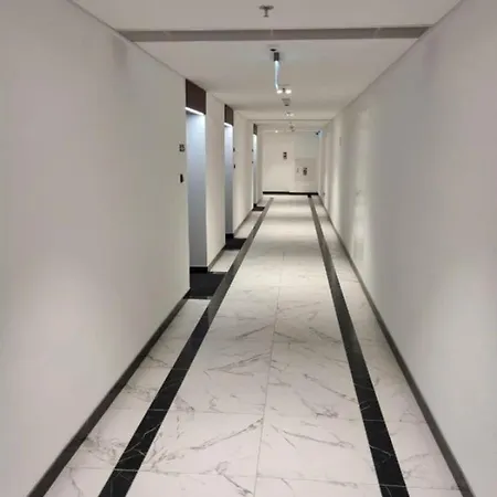 Hanza Tower Grand Pool Jacuzzi Sauna 슈체친