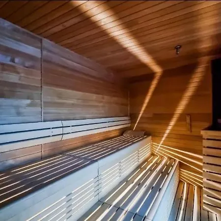 아파트 Hanza Tower Grand Pool Jacuzzi Sauna *