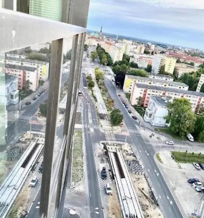 Hanza Tower Grand Pool Jacuzzi Sauna * Szczecin